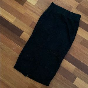 H&M Lace Pencil Skirt